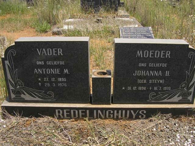 REDELINGHUYS Antonie M. 1895-1976 &amp; Johanna H. STEYN 1896-1970