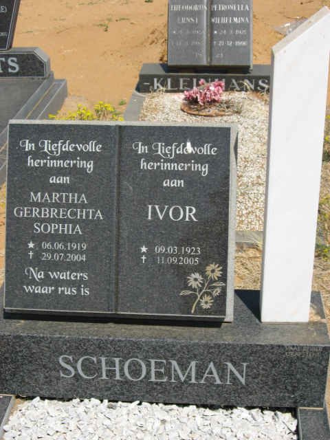 SCHOEMAN Ivor 1923-2005 &amp; Martha Gerbrechta Sophia 1919-2004