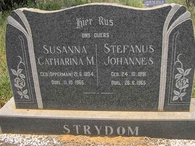 STRYDOM Stefanus Johannes 1891-1965 &amp; Susanna Catharina M. OPPERMAN 1894-1965