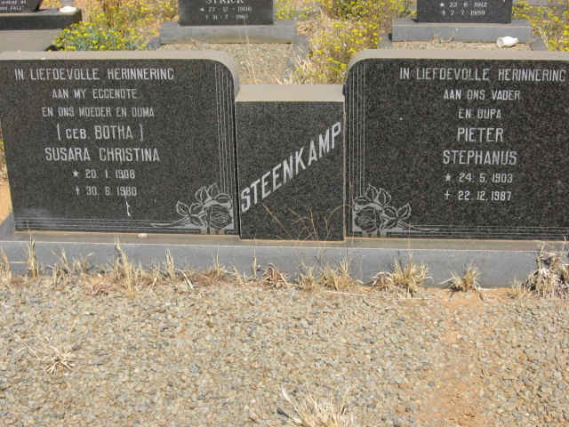 STEENKAMP Pieter Stephanus 1903-1987 &amp; Susara Christina BOTHA 1908-1980
