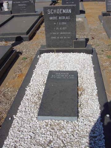 SCHOEMAN Andre Nicolaas 1958-1977 :: SCHOEMAN Hennie -2002
