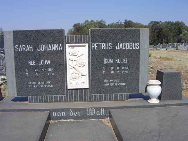WALT Petrus Jacobus, van der 1893-1979 &amp; Sarah Johanna LOUW 1904-1999