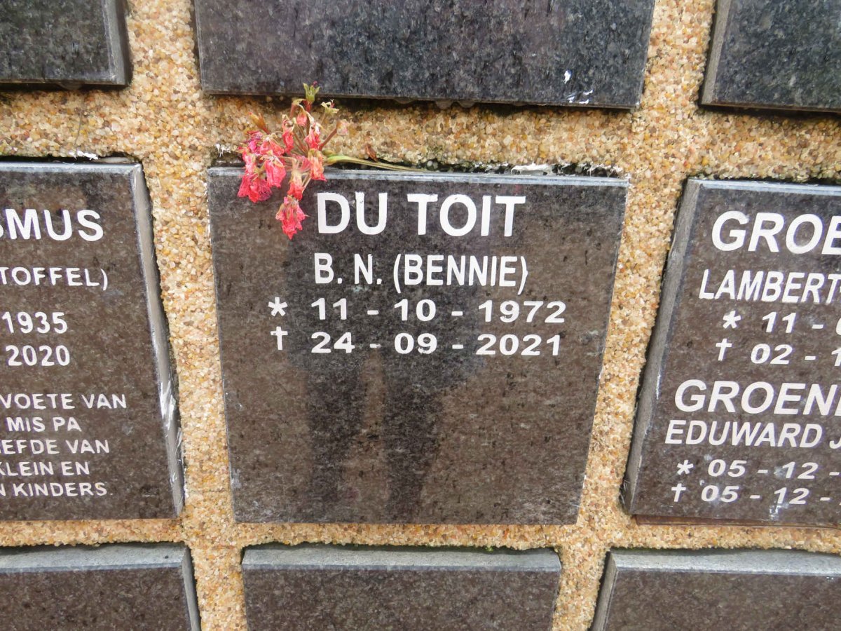 TOIT B.N., du 1972-2021