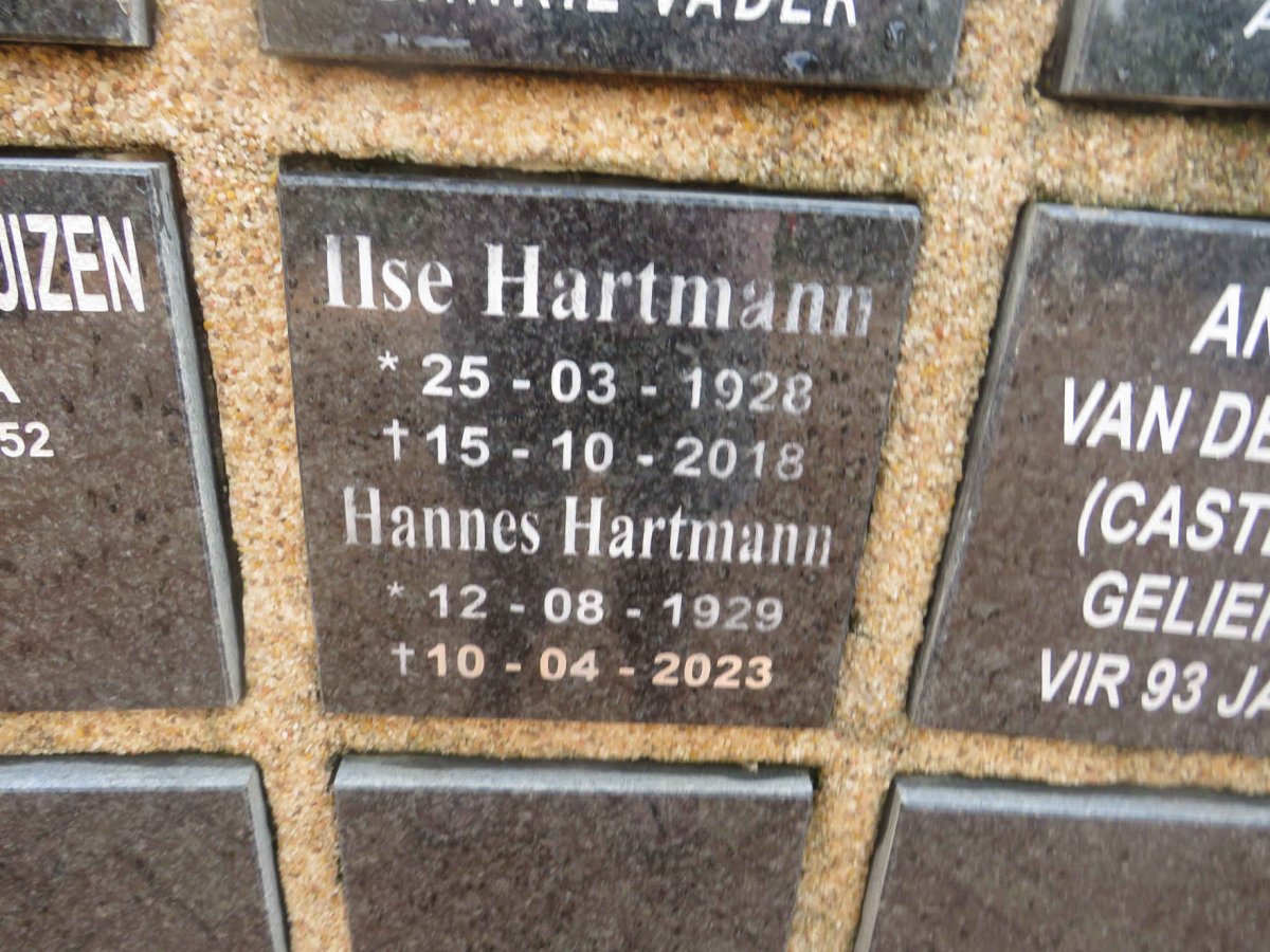 HARTMANN Hannes 1929-2023 &amp; Ilse 1928-2018