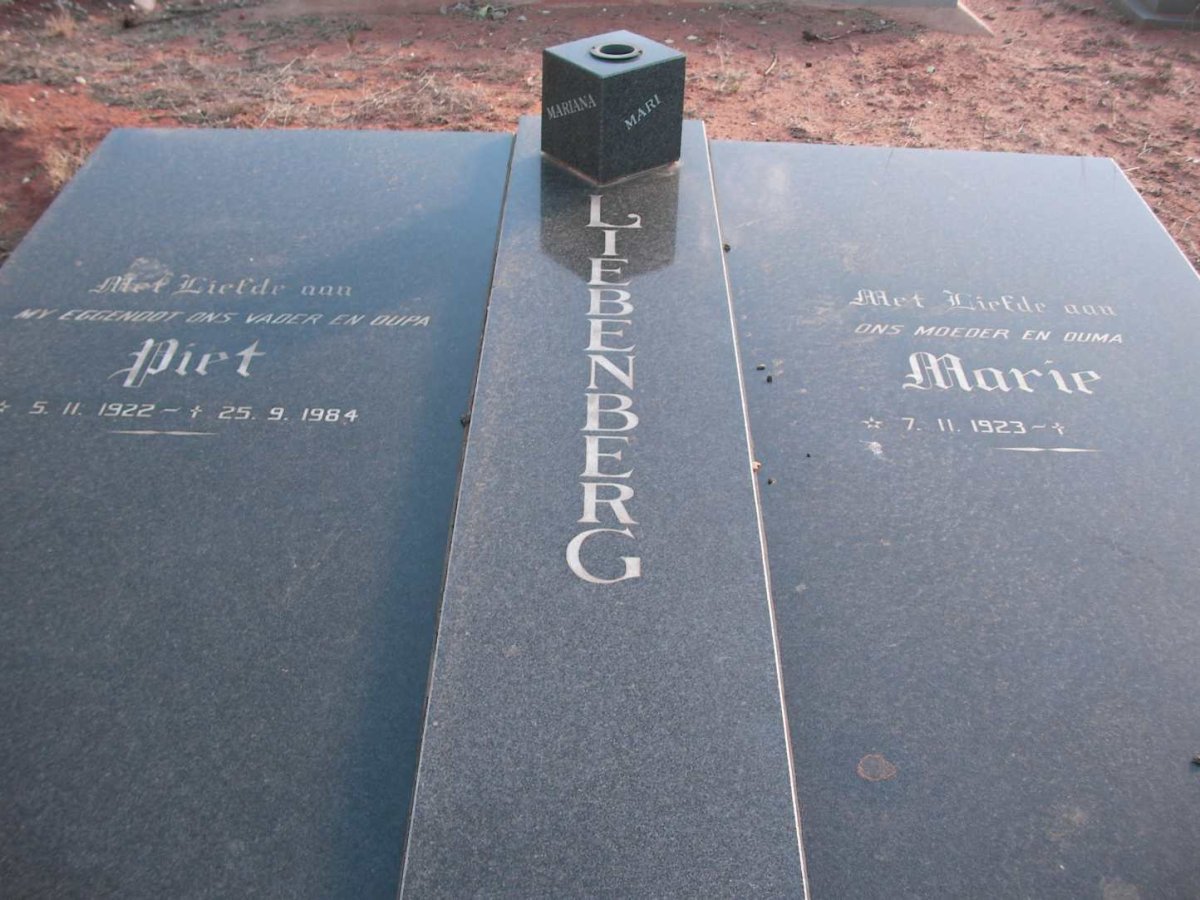 LIEBENBERG Piet 1922-1984 &amp; Marie 1923-