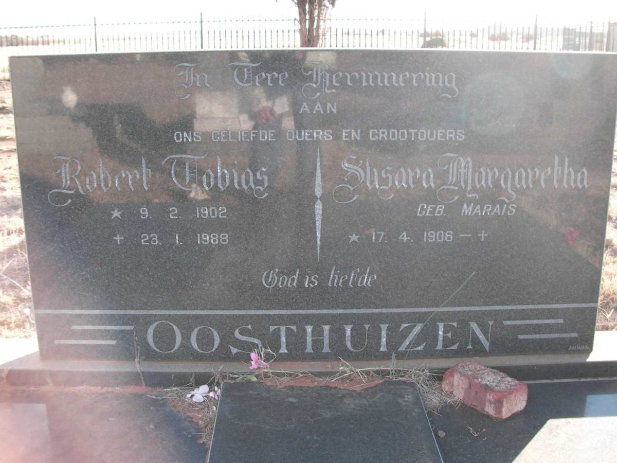 OOSTHUIZEN Robert Tobias 1902-1988 &amp; Susara Margaretha MARAIS 1906-