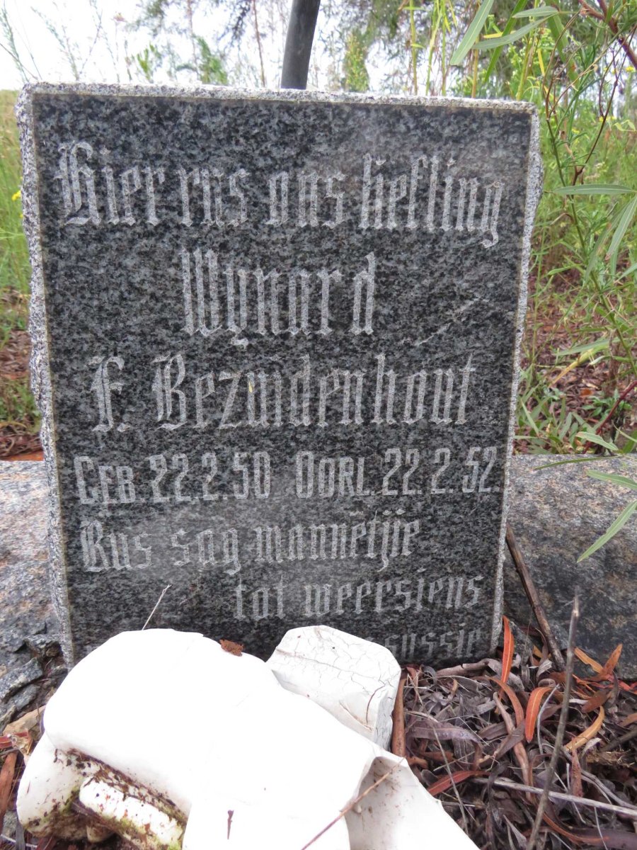 BEZUIDENHOUT Wynard F. 1950-1952