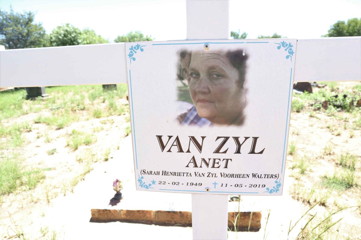 ZYL Sarah Henrietta, van voorheen WALTERS 1949-2019