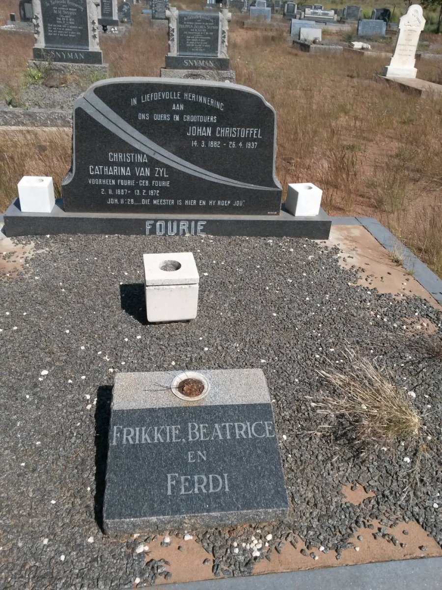 FOURIE Johan Christoffel 1882-1937 :: VAN ZYL Christina Catharina voorheen FOURIE nee FOURIE 1887-1972