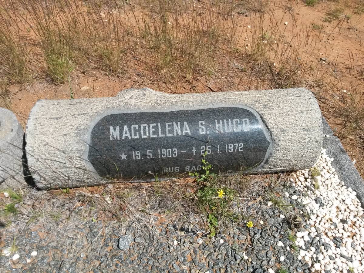HUGO Magdalena S. 1903-1972