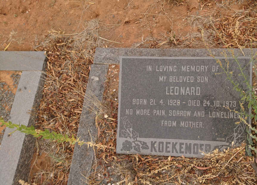 KOEKEMOER Leonard 1926-1973