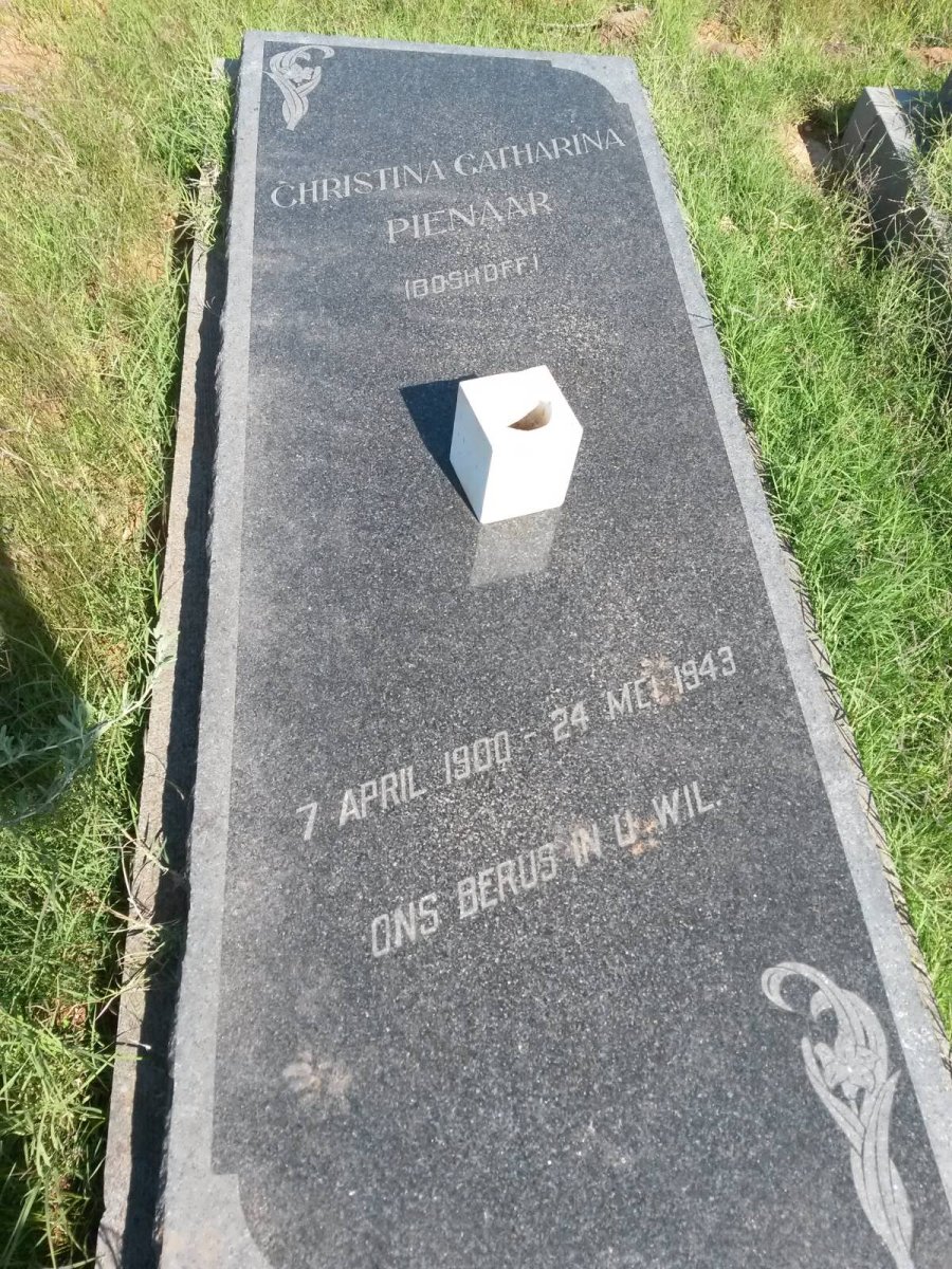 PIENAAR Christina Catharina nee BOSHOFF 1900-1943