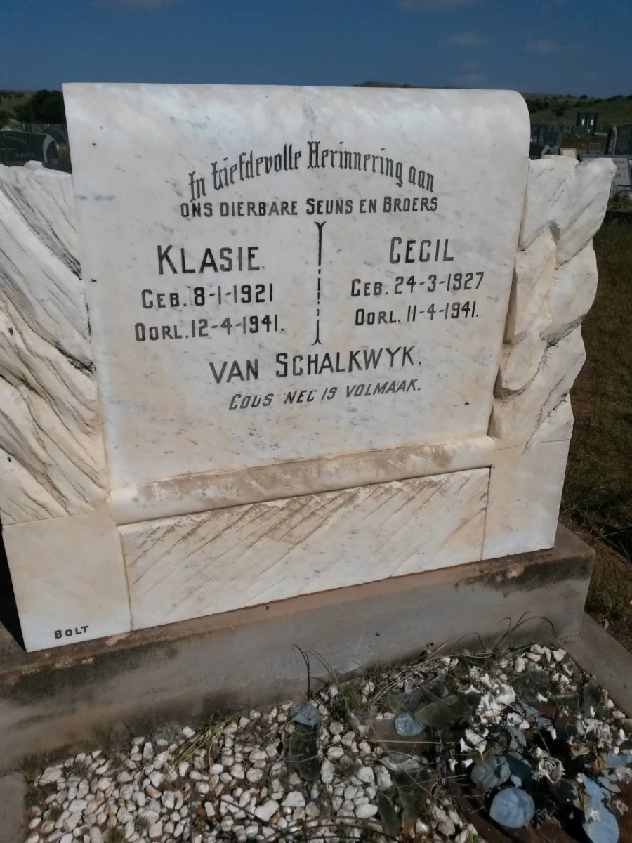 SCHALKWYK Klasie 1921-1941 :: VAN SCHALKWYK Cecil 1927-1941