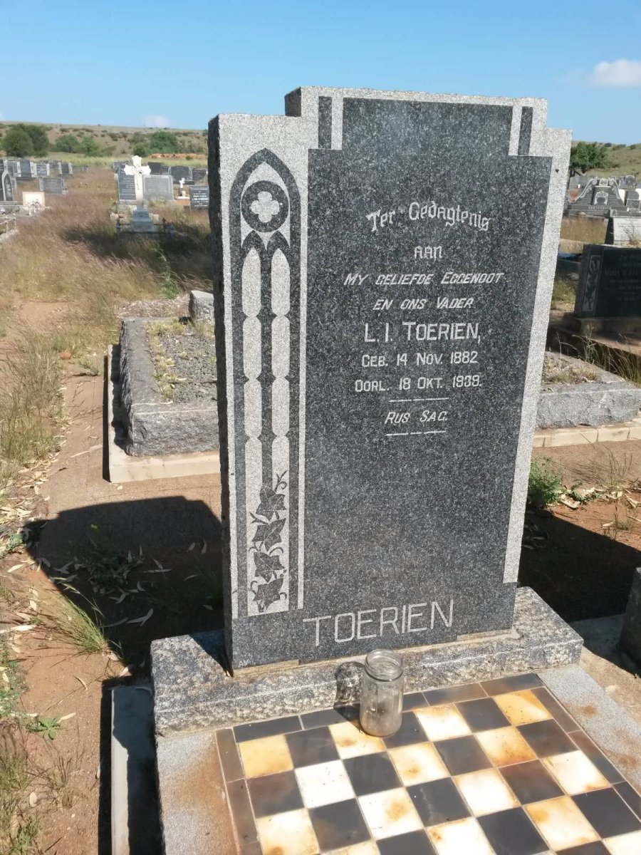 TOERIEN L.I. 1882-1939