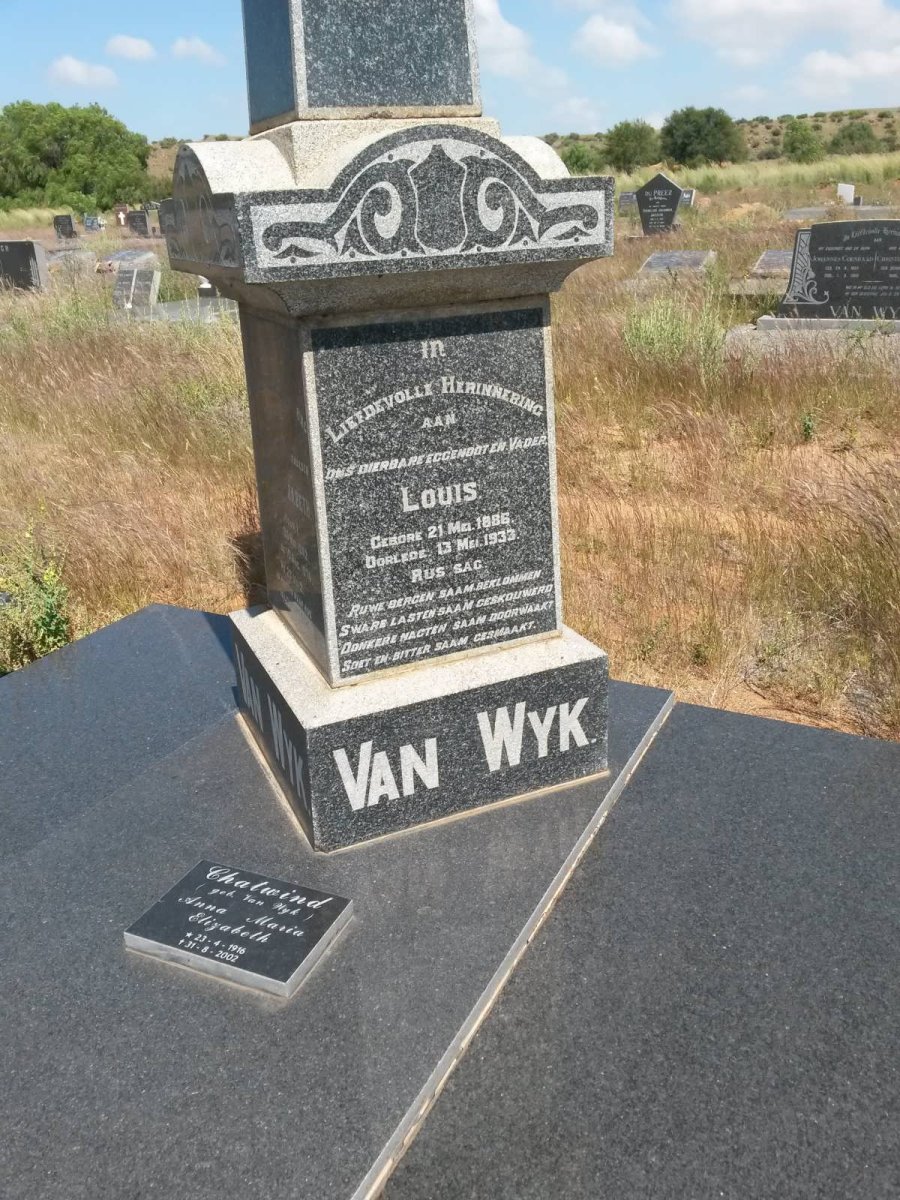 WYK Louis, van 1886-1933 :: CHATWIND Anna Maria Elizabeth nee VAN WYK 1916-2002