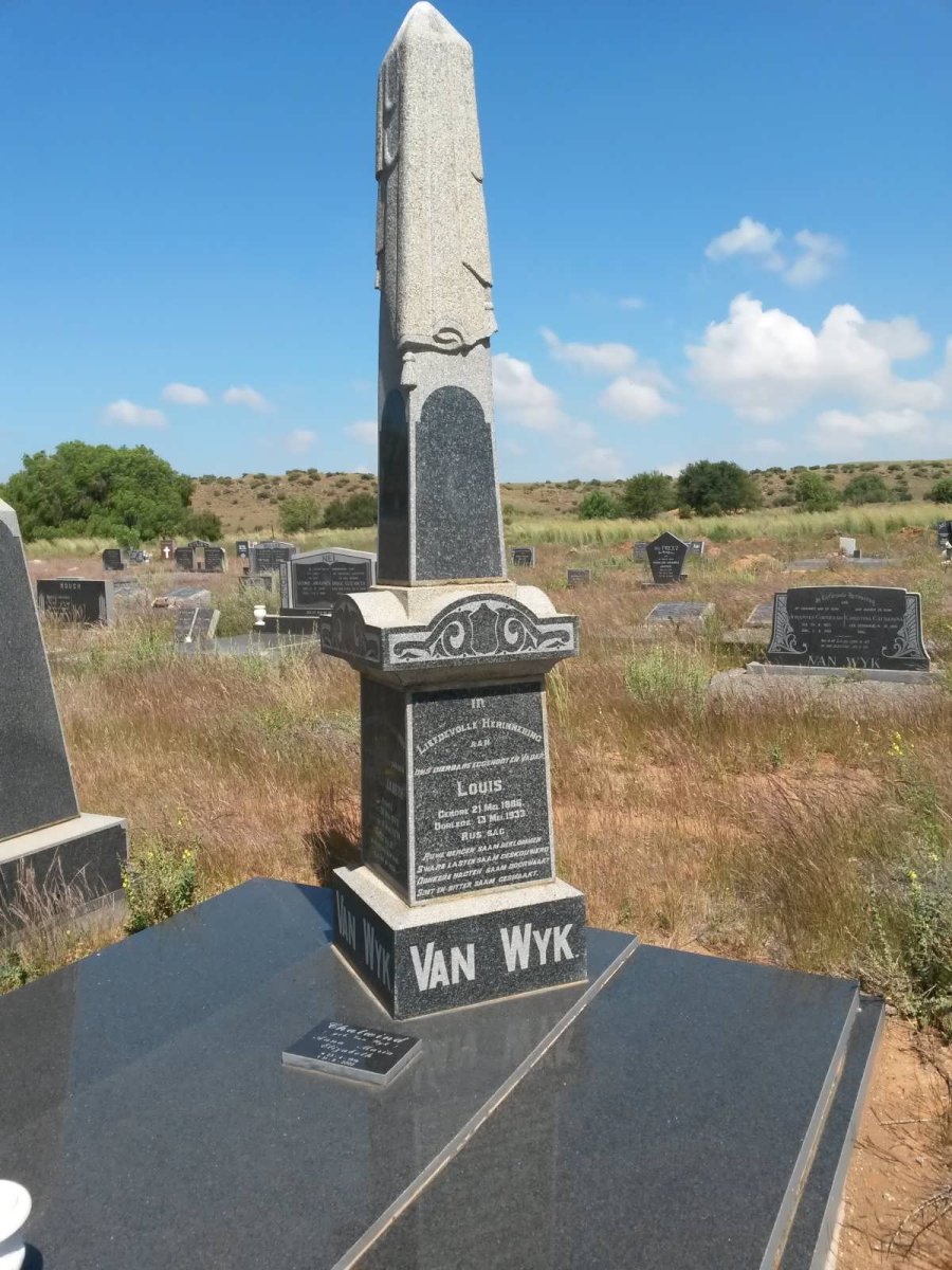 WYK Louis, van 1886-1933 :: CHATWIND Anna Maria Elizabeth nee VAN WYK 1916-2002