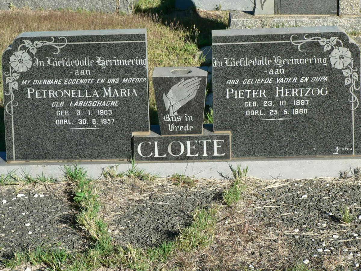 CLOETE Pieter Hertzog 1897-1980 &amp; Petronella Maria LABUSCHAGNE 1903-1957