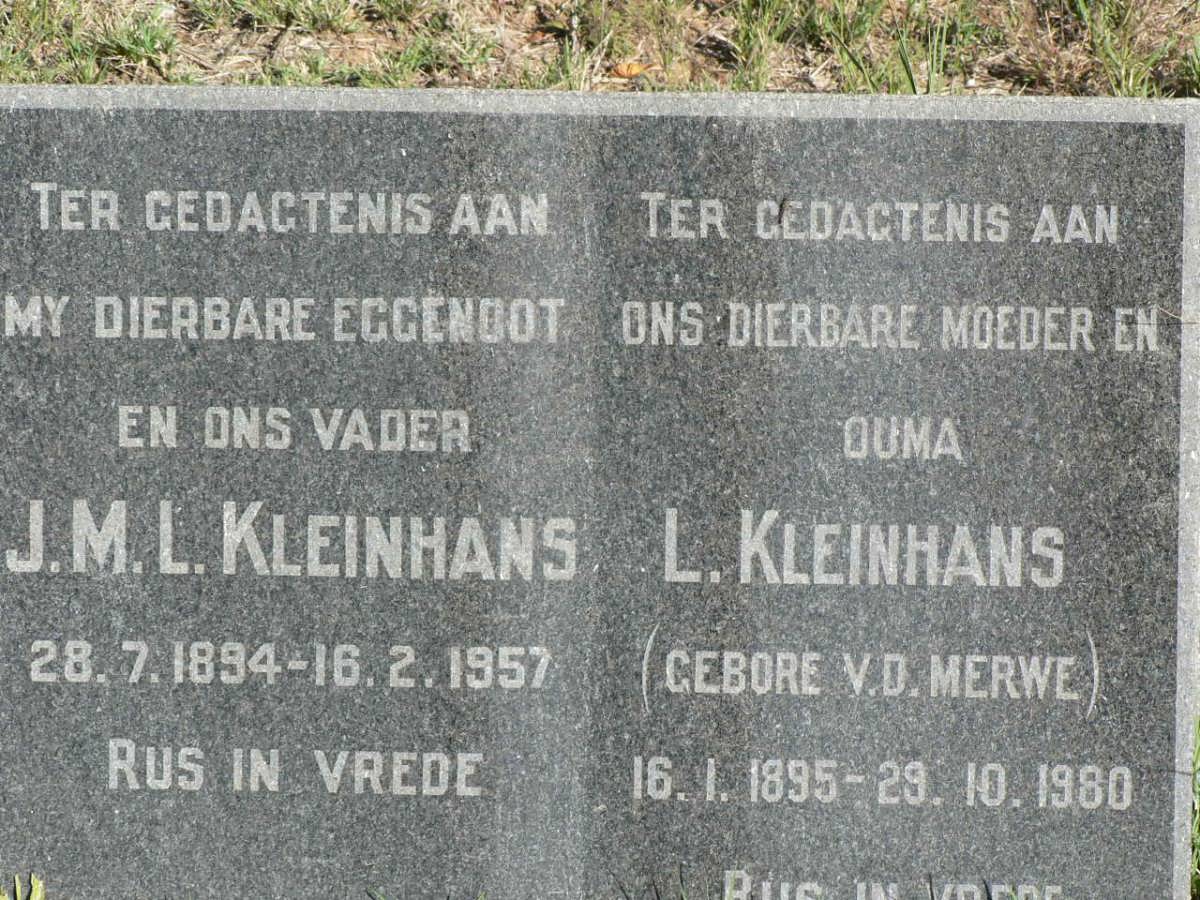 KLEINHANS J.M.L. 1894-1957 &amp; L. V.D. MERWE 1895-1980