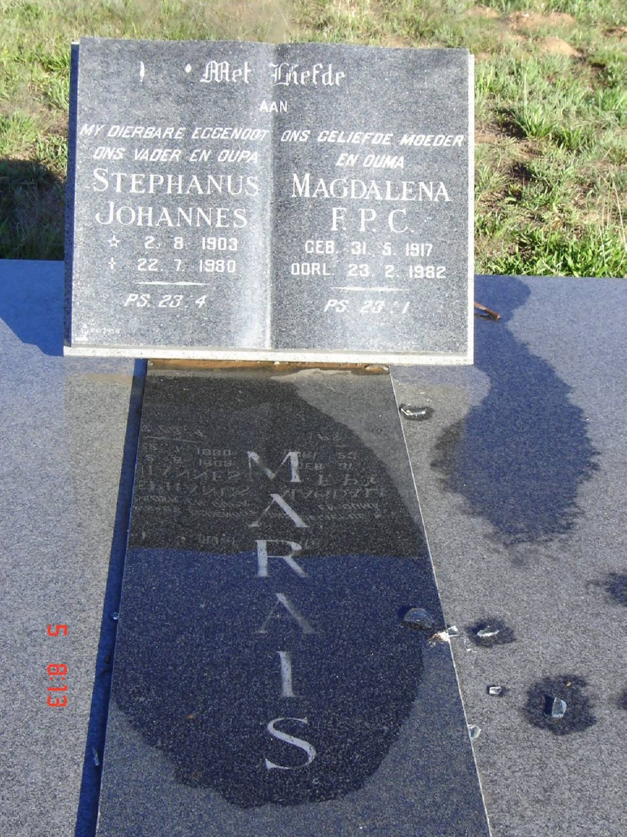 MARAIS Stephanus Johannes 1903-1980 &amp; Magdalena F.P.C. 1917-1982