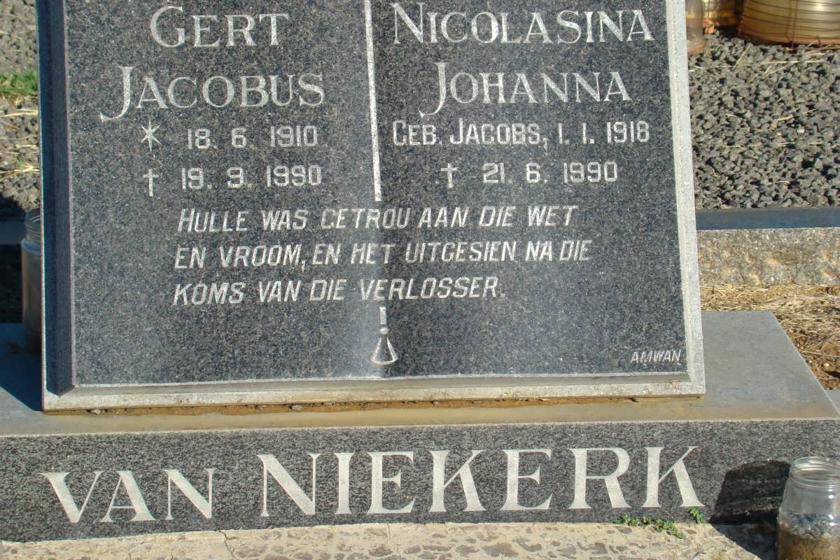 NIEKERK Gert Jacobus, van 1910-1990 &amp; Nicolasina Johanna JACOBS 1918-1990