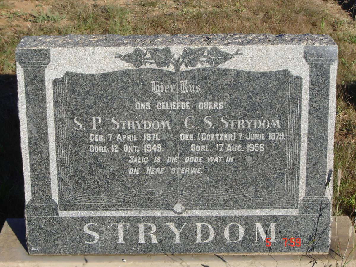 STRYDOM S.P. 1871-1949 &amp; C.S. COETZER 1879-1956