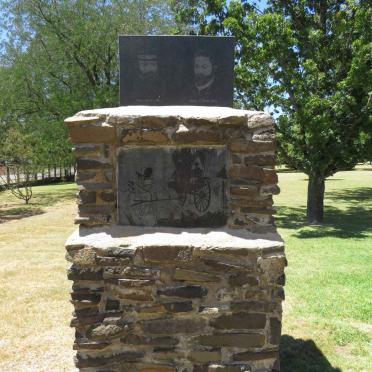 8. Gedenkmonument_1