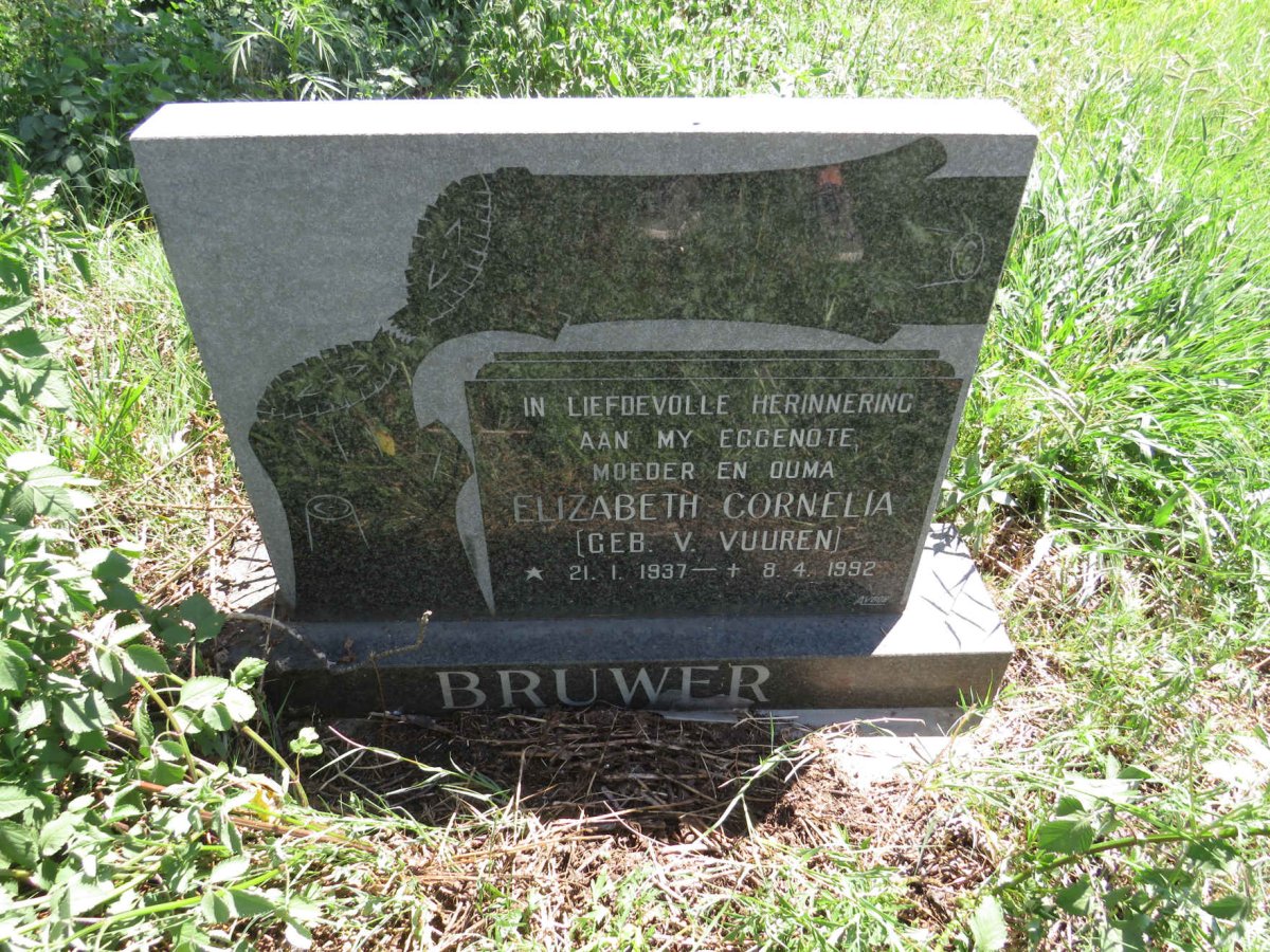 BRUWER Elizabeth Cornelia nee V. VUUREN 1937-1992