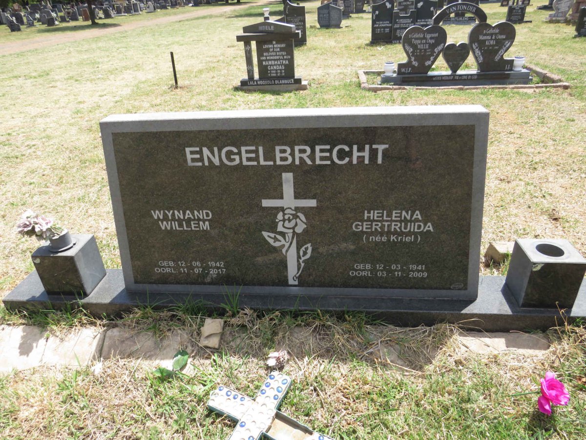 ENGELBRECHT Wynand Willem 1942-2017 & Helena Gertruida KRIEL 1941-2009