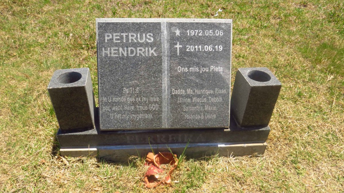 FERREIRA Petrus Hendrik 1972-2011