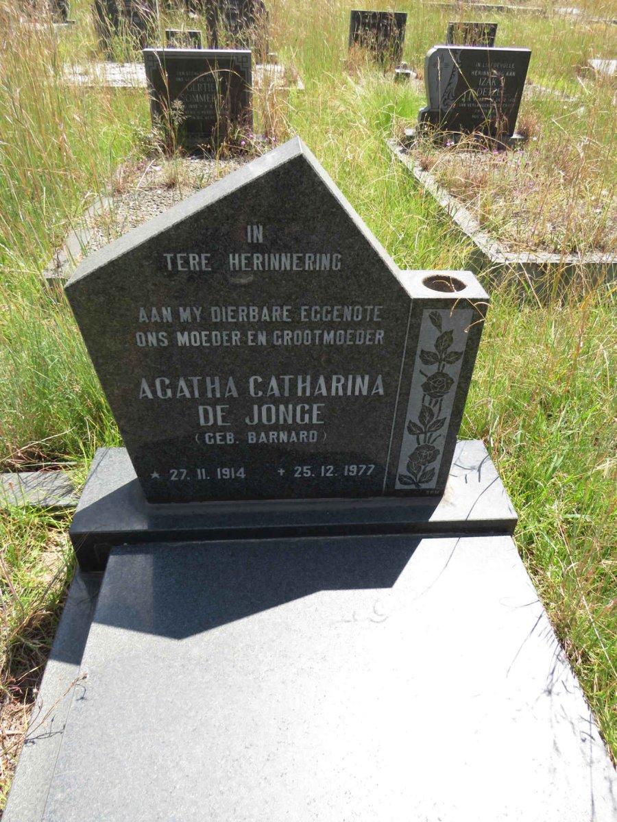 JONGE Cornelis Petrus M., de 1913-1980 & Agatha Catharina BARNARD 1914-1977 _2