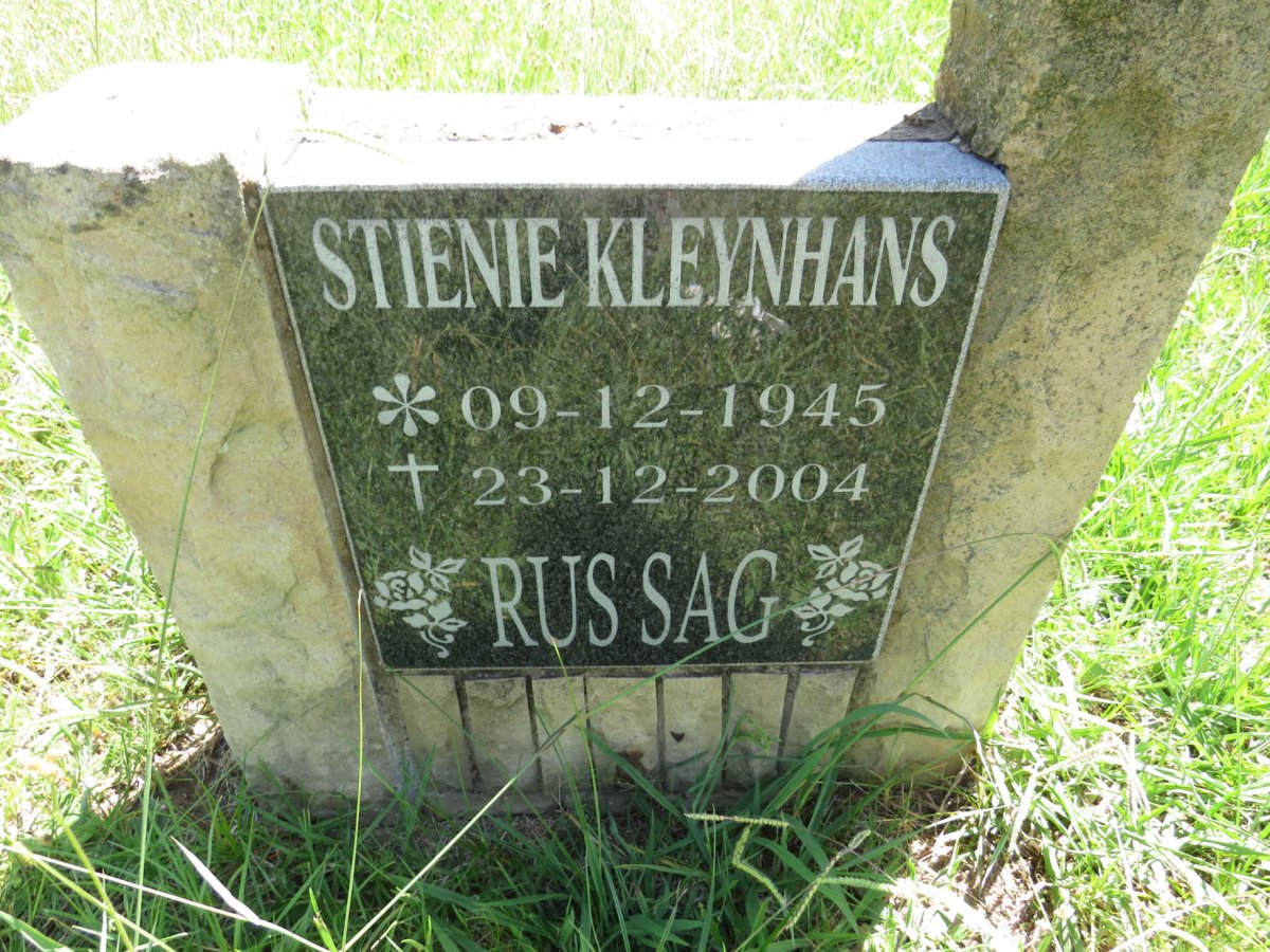 KLEYNHANS Stienie 1945-2004