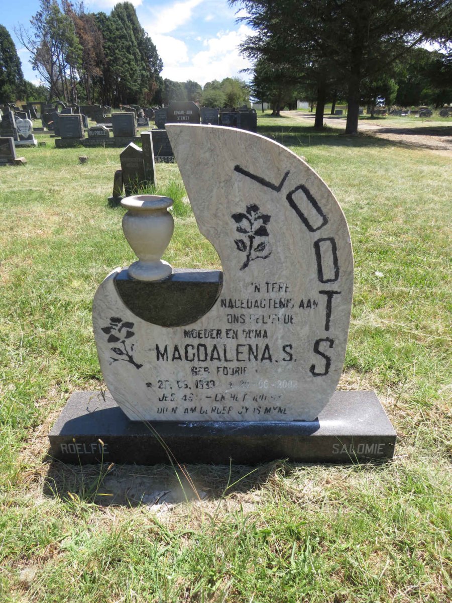 LOOTS Magdalena S. nee FOURIE 1933-2002