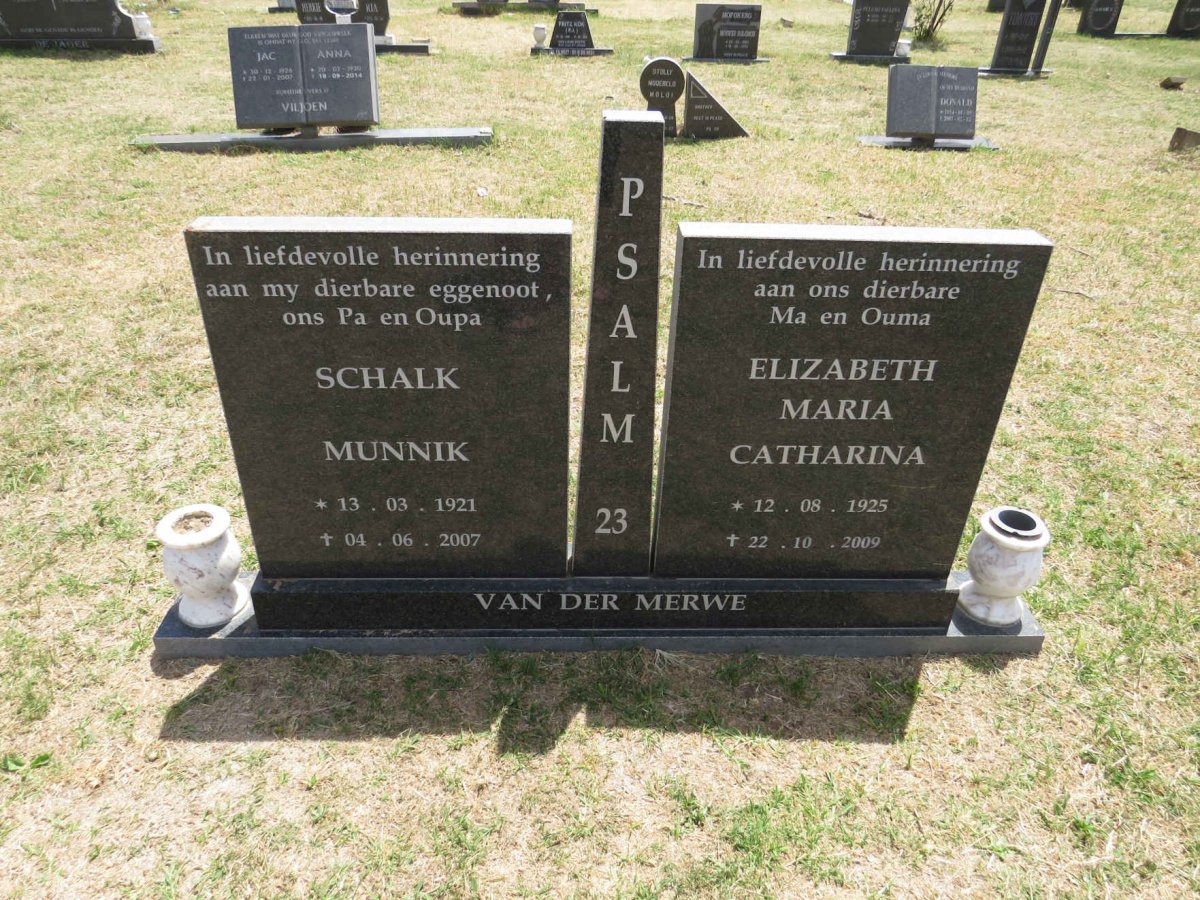 MERWE Schalk Munnik, van der 1921-2007 & Elizabeth Maria Catharina 1925-2009