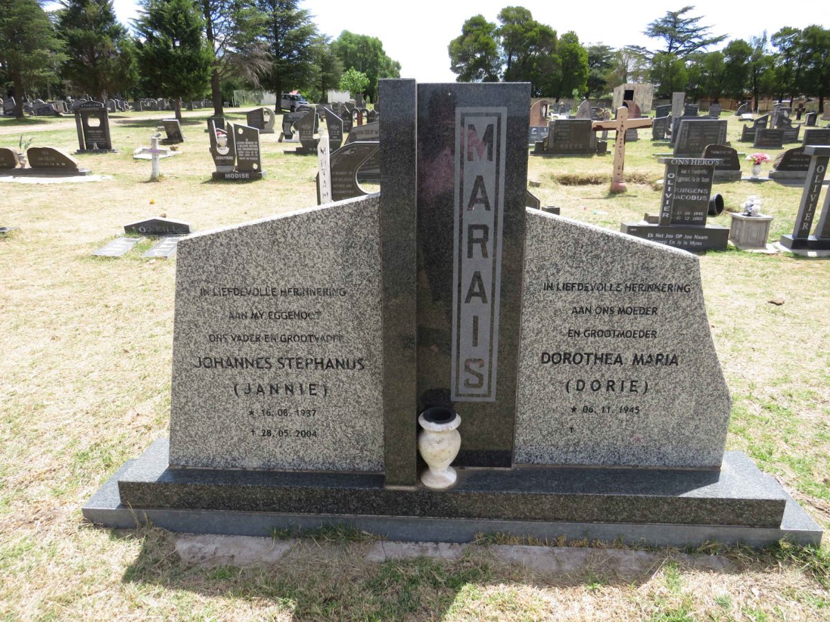 MARAIS Johannes Stephanus 1937-2004 & Dorothea Maria 1945- 