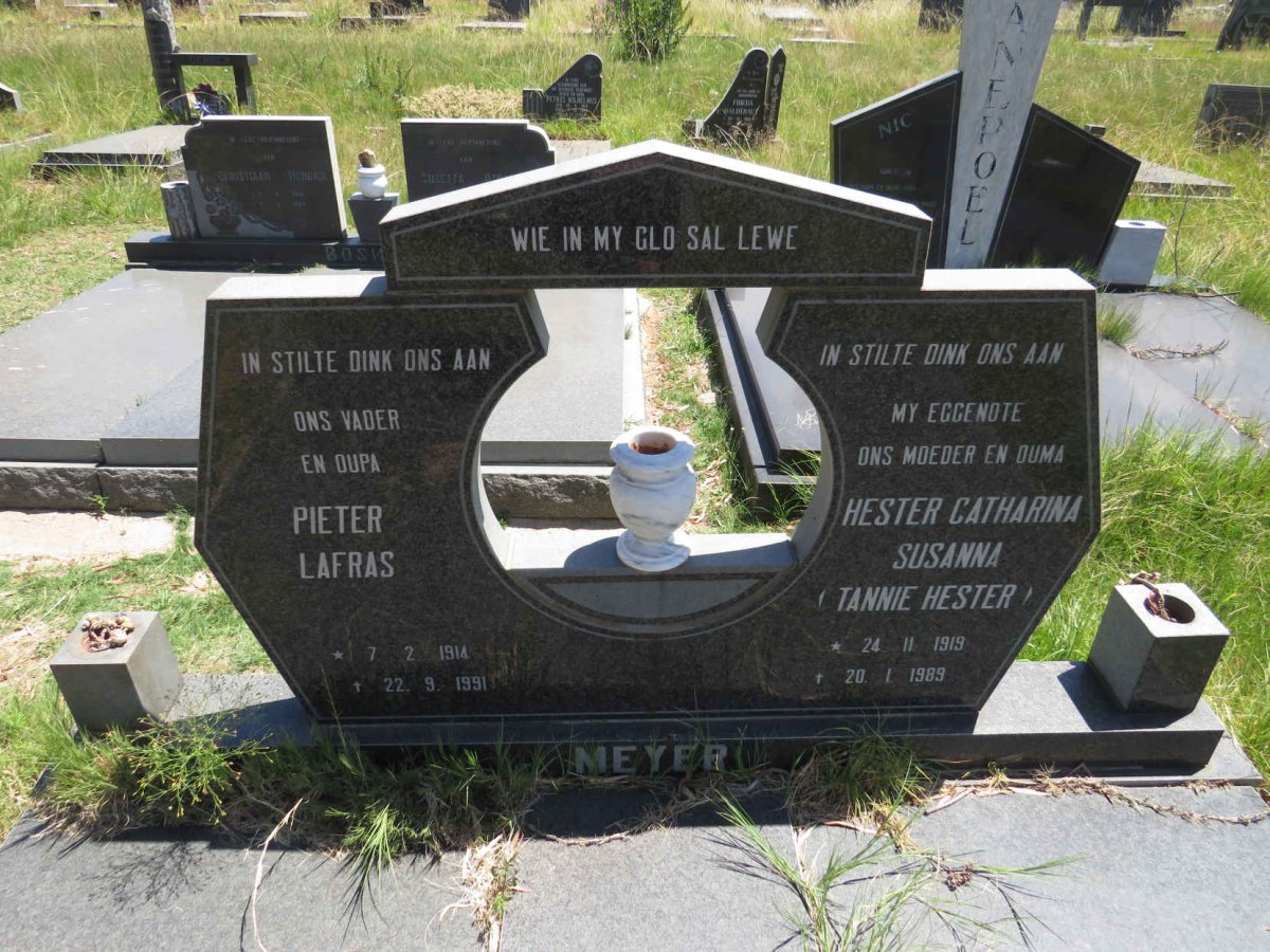 MEYER Pieter Lafras 1914-1991 & Hester Catharina Susanna 1919-1989