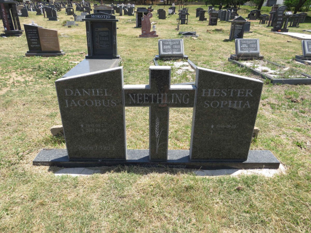 NEETHLING Daniel Jacobus 1943-2017 & Hester Sophia 1946- 