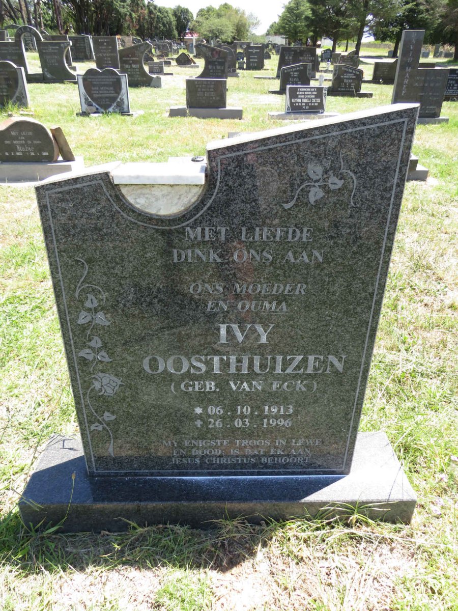 OOSTHUIZEN Ivy nee VAN ECK 1913-1996
