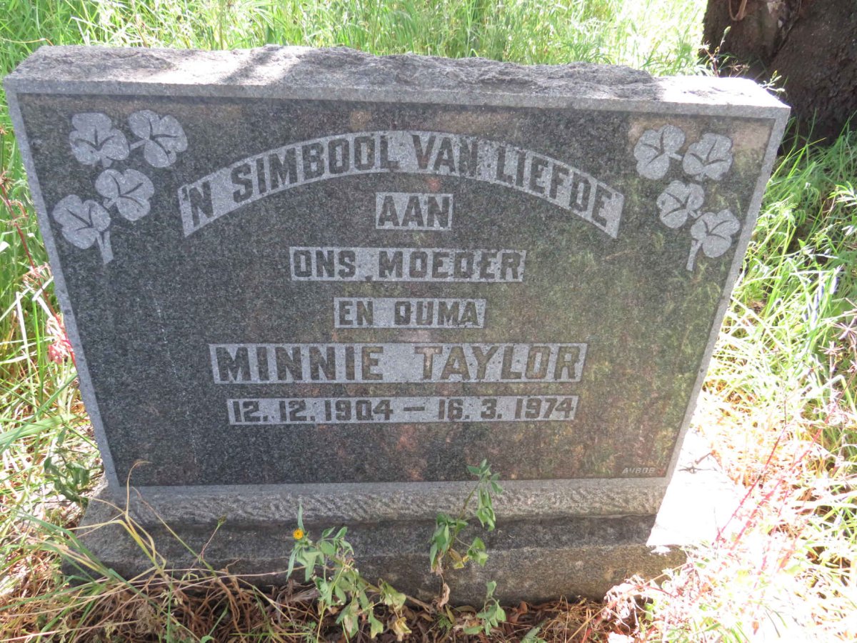 TAYLOR Minnie 1904-1974