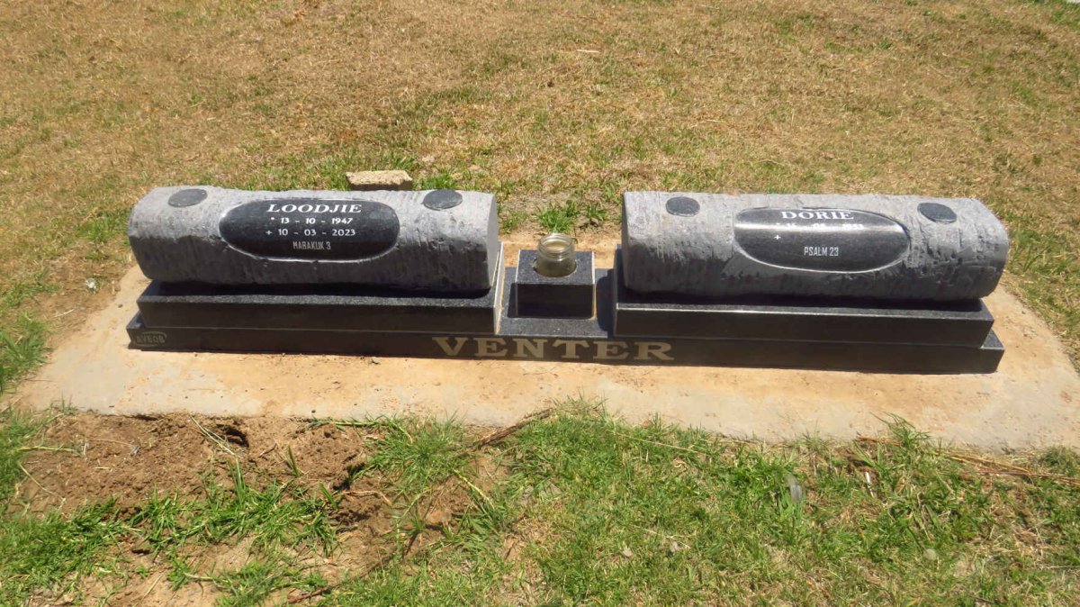 VENTER Loodjie 1947-2023 & Dorie 1953- _1