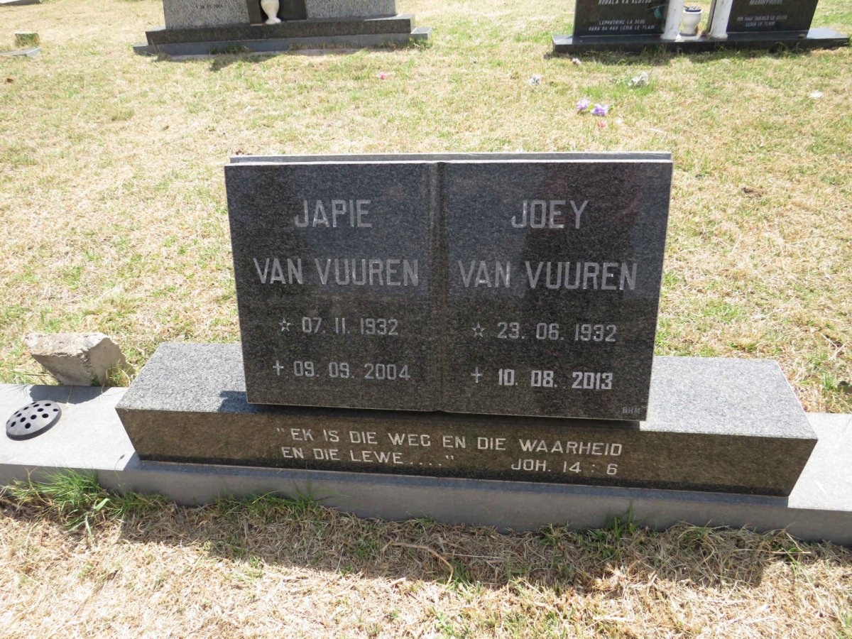 VUUREN Japie, van 1932-2004 & Joey 1932 & 2013