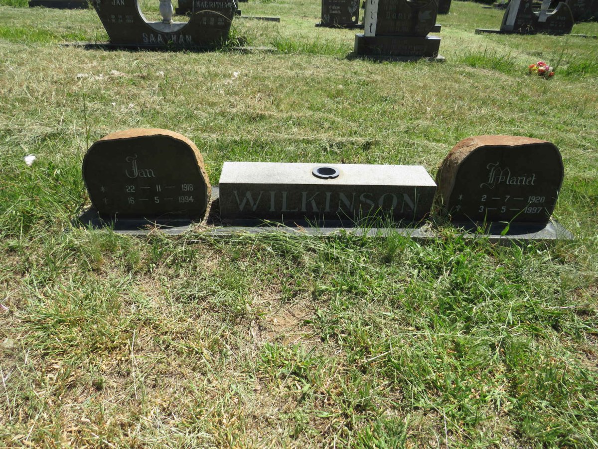 WILKINSON Jan 1918-1994 & Mariet 1920-1997
