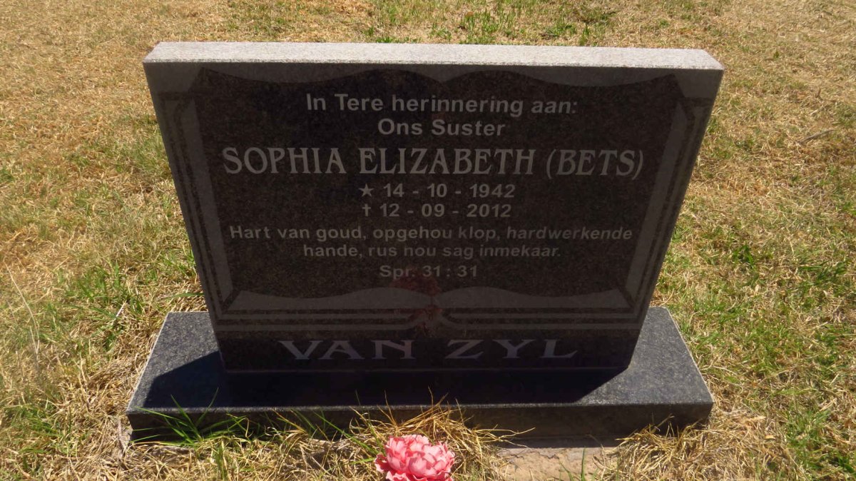 ZYL Sophia Elizabeth, van 1942-2012