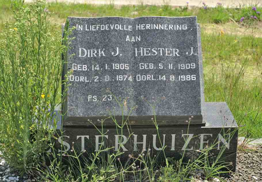 ESTERHUIZEN Dirk J. 1905-1974 &amp; Hester J. 1909-1986