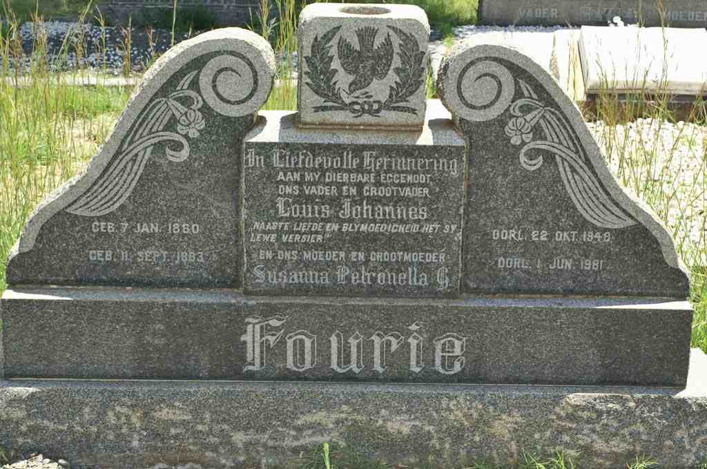 FOURIE Louis Johannes 1880-1949 &amp; Susanna Petronella G. 1883-1981