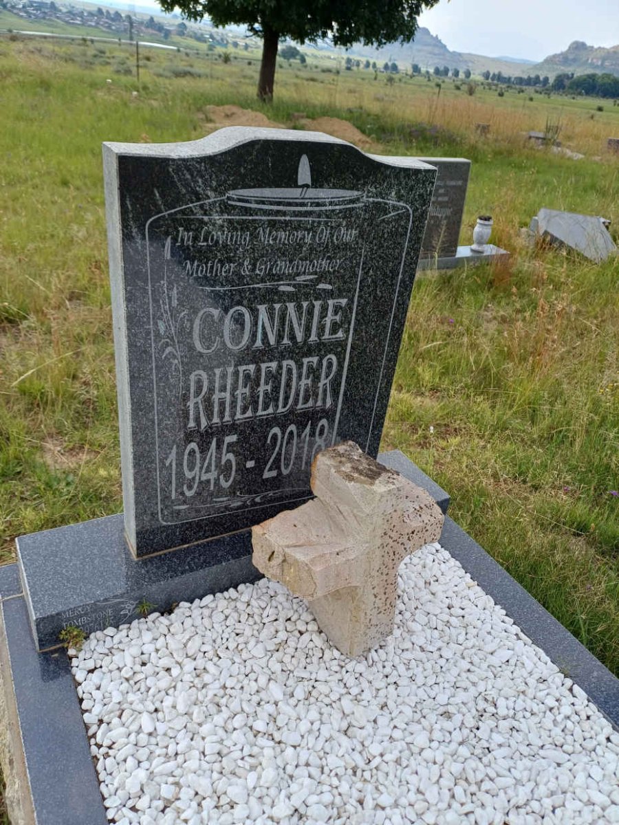 RHEEDER Connie 1945-2018