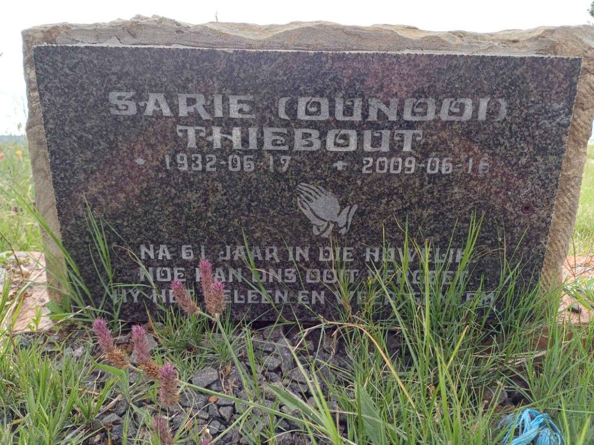 THIEBOUT Sarie 1932-2009