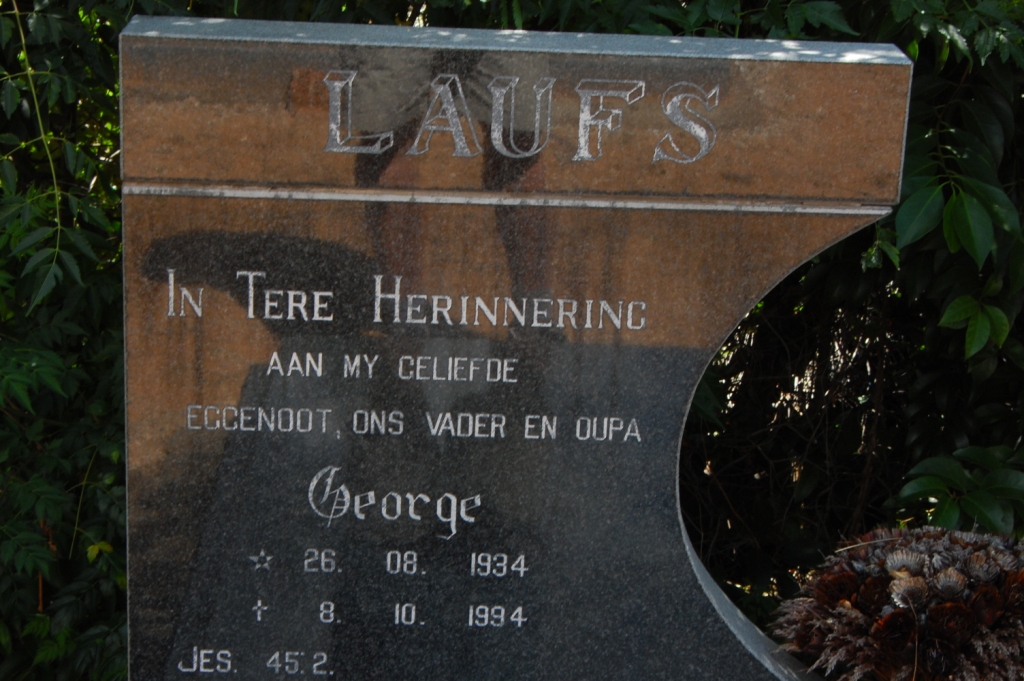 LAUFS George 1934-1994