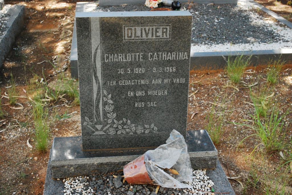 OLIVIER Charlotte Catharina 1920-1966