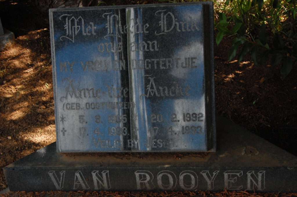 ROOYEN Anne-Lize, van nee OOSTHUIZEN 1965-1993 :: VAN ROOYEN Ancke 1992-1993