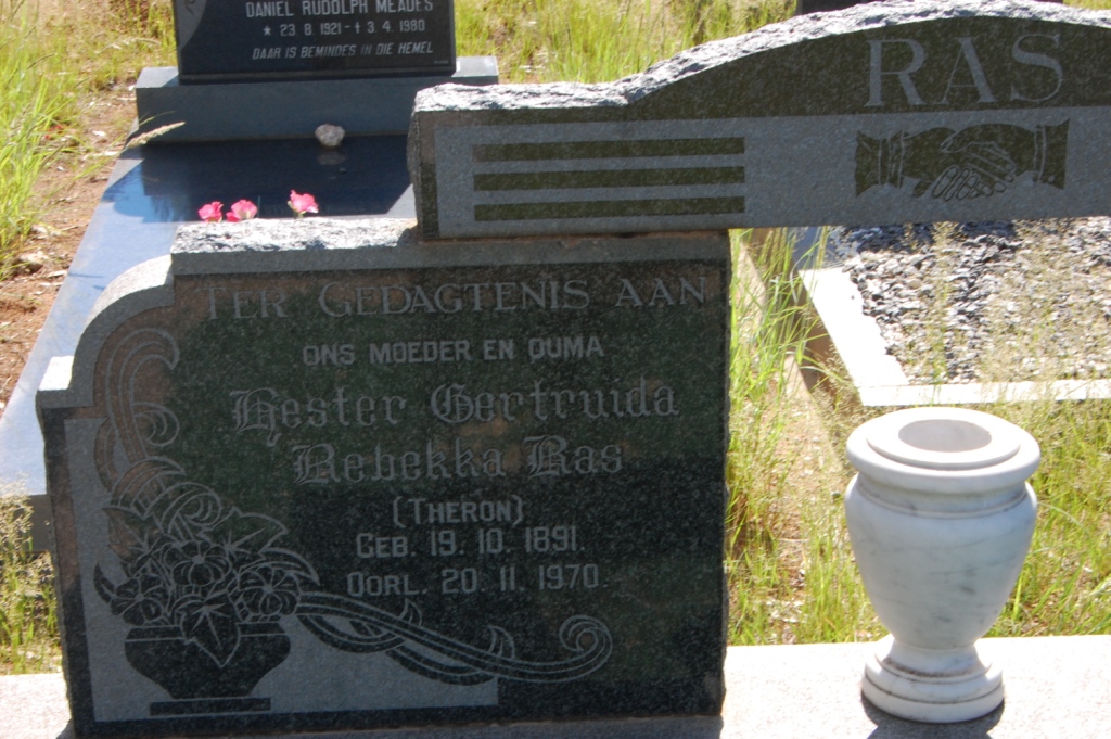 RAS Hester Gertruida Rebekka nee THERON 1891-1970